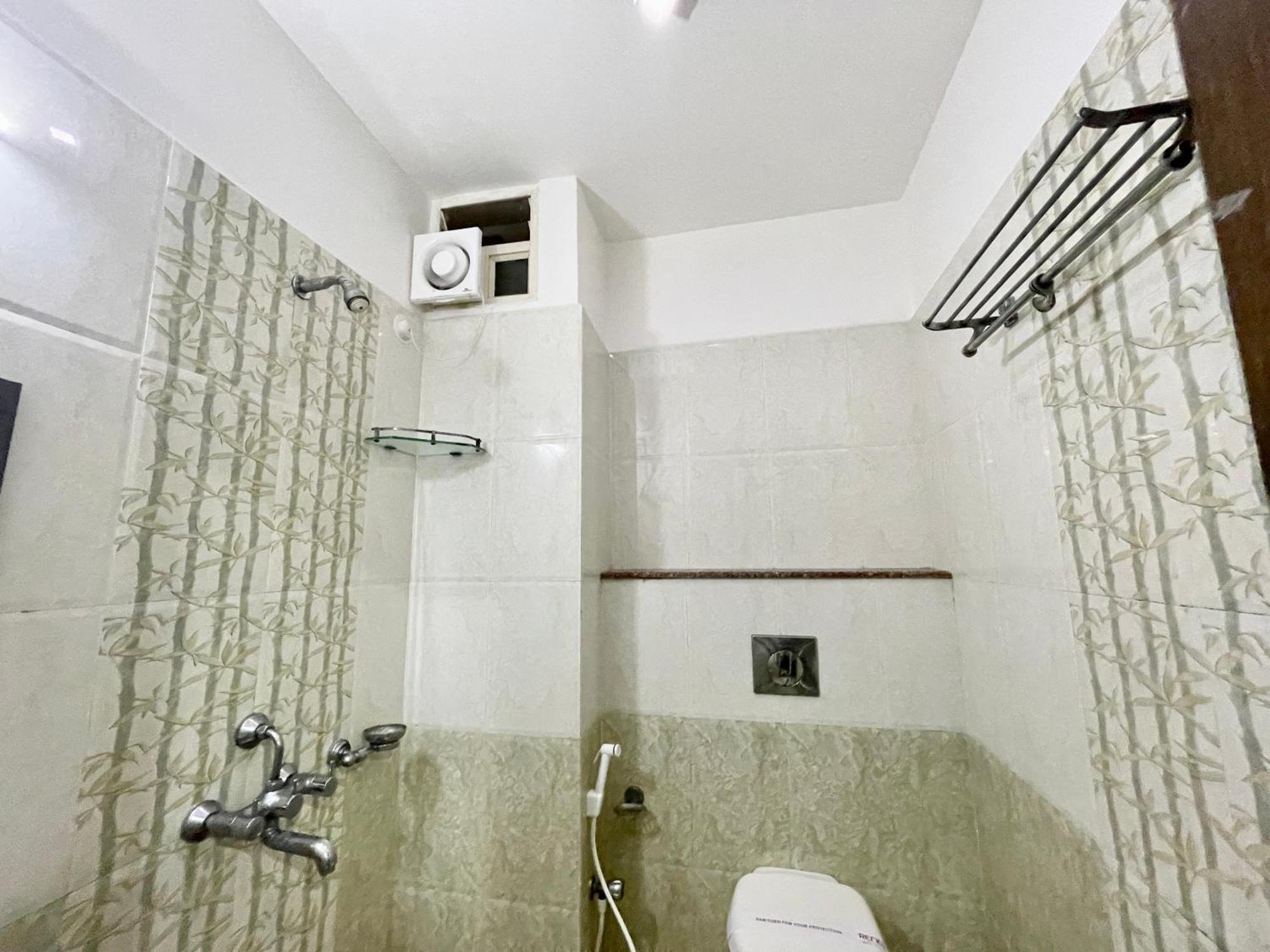 Hotel Trends In ปูรี ภายนอก รูปภาพ