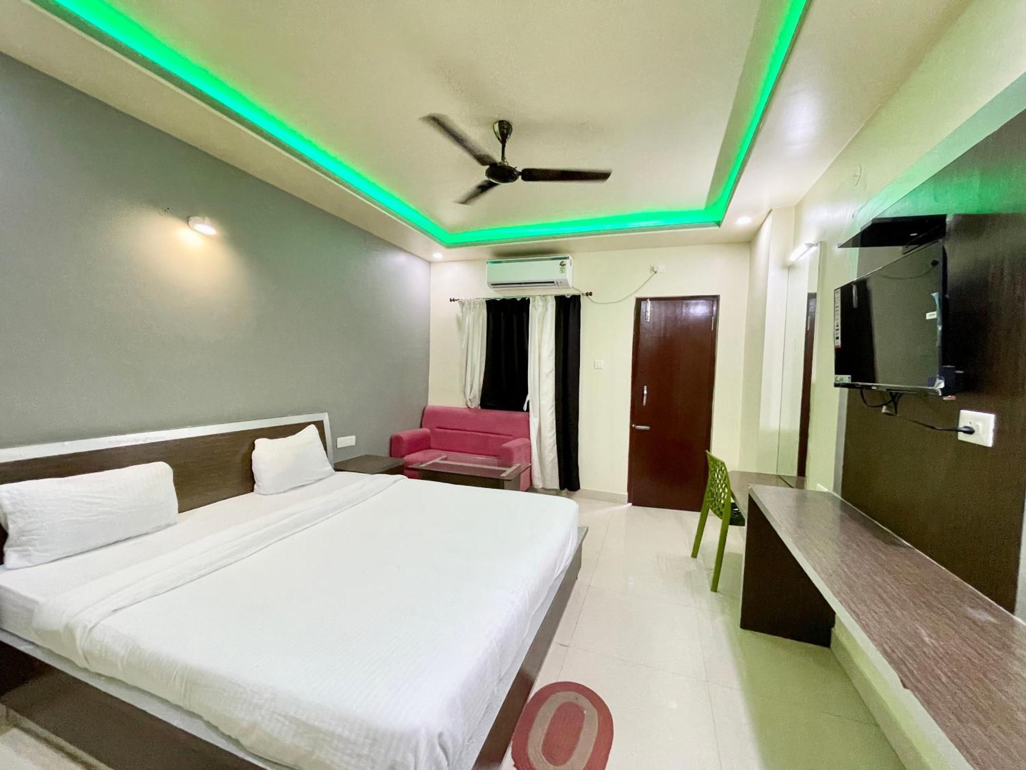 Hotel Trends In ปูรี ภายนอก รูปภาพ